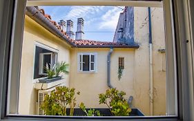 Viale 24